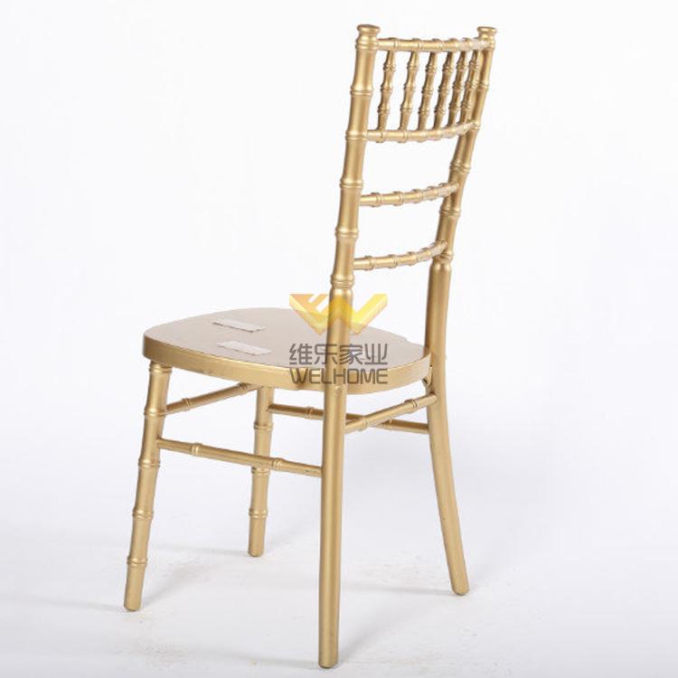 Golden wooden chiavari chair for wedding/event